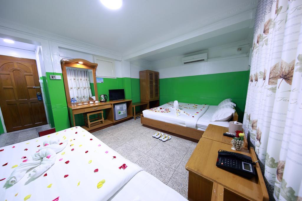 Hotel Venus Mandalay Ngoại thất bức ảnh
