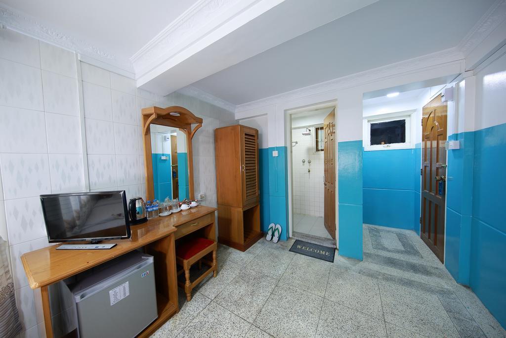 Hotel Venus Mandalay Ngoại thất bức ảnh