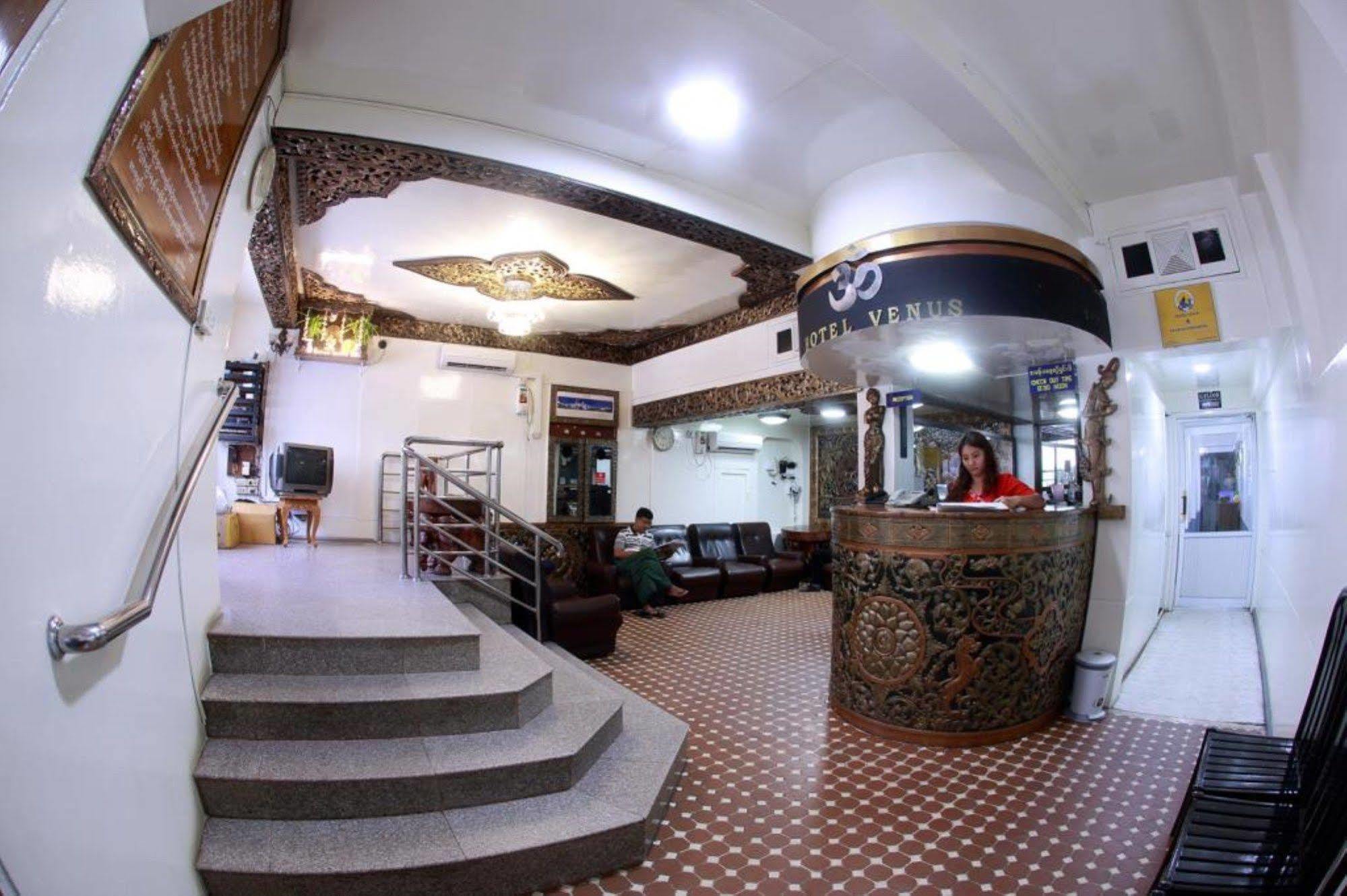 Hotel Venus Mandalay Ngoại thất bức ảnh